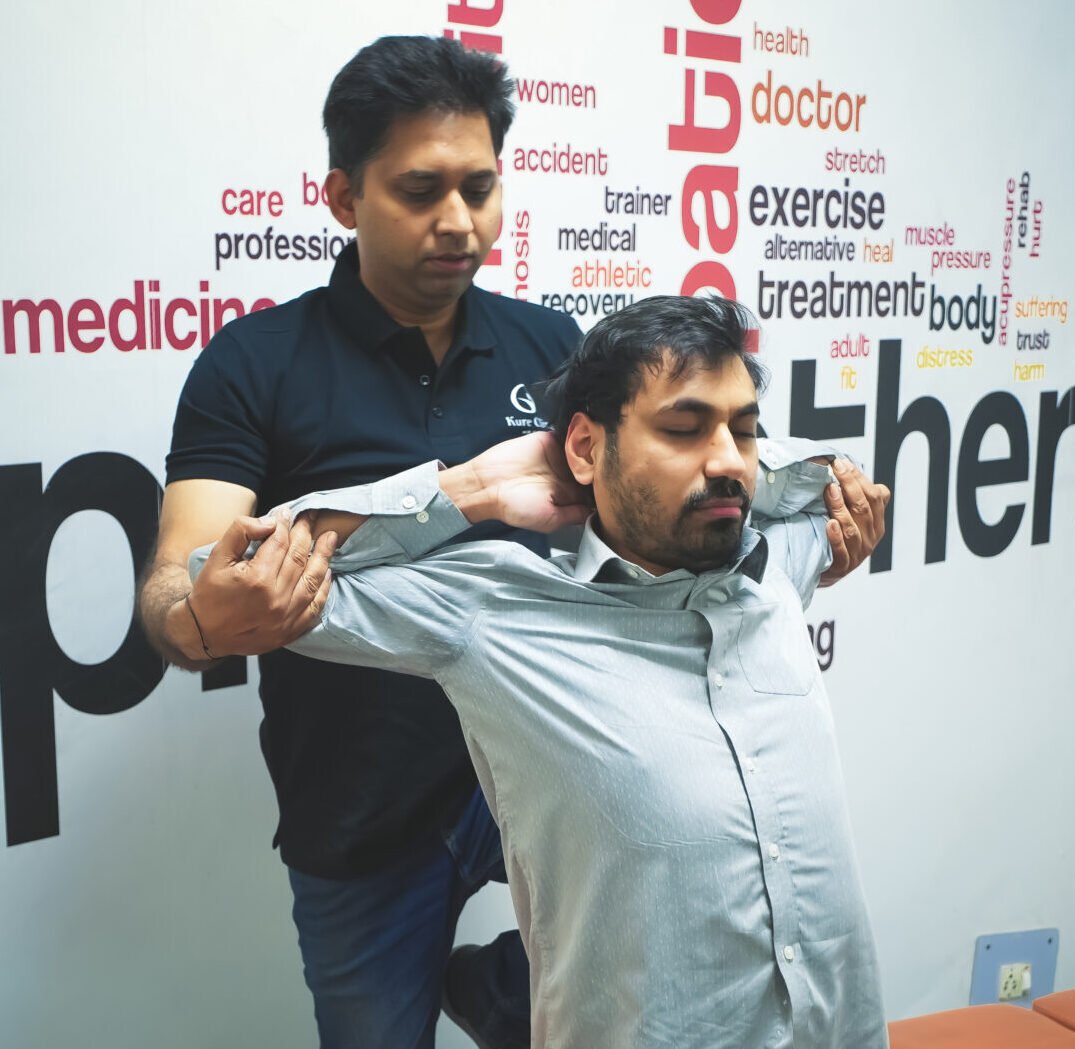 best chiropractor and physiotherapist in Noida ,Delhi, Vaishali Ghaziabad, India