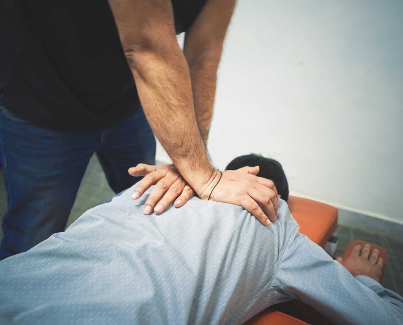 CHIROPRACTOR TREATMENT IN GHAZIABAD